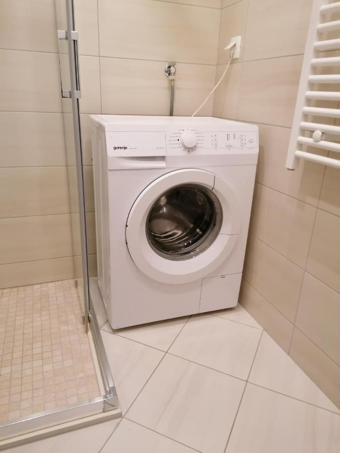 Apartments Smokva Makarska Eksteriør billede
