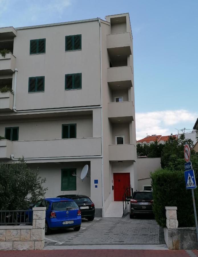 Apartments Smokva Makarska Eksteriør billede