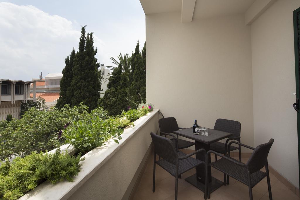 Apartments Smokva Makarska Værelse billede